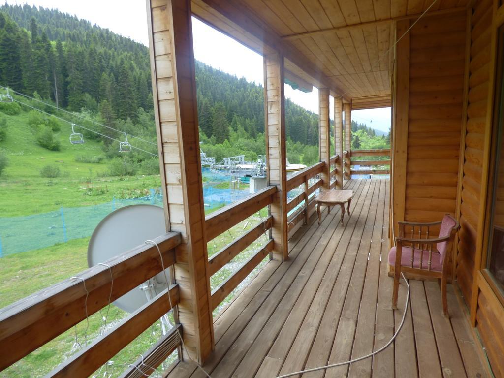 Hotel Hatsvali Mestia Exterior foto